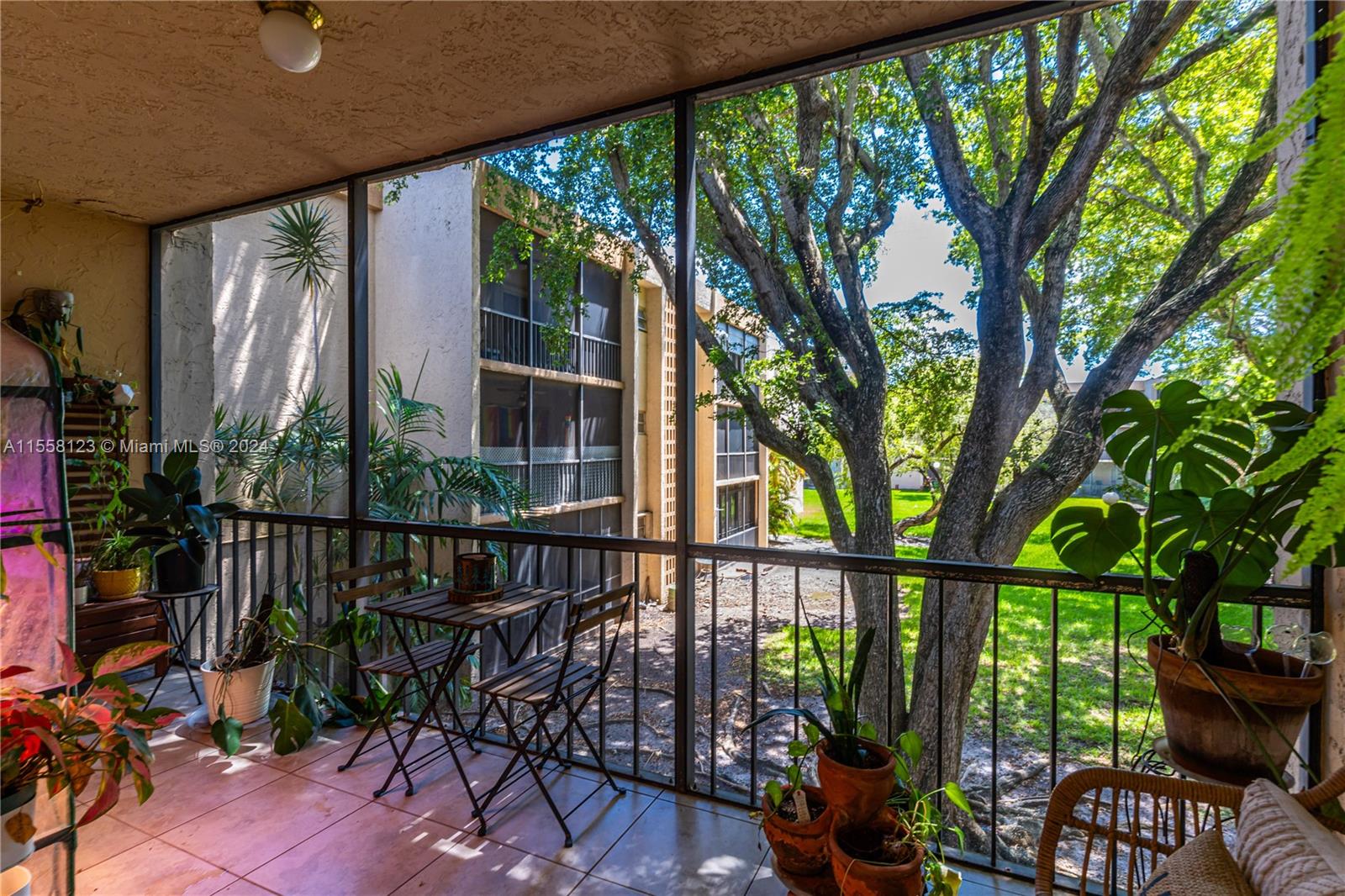 KENDALL ACRES WEST CONDO - Residential