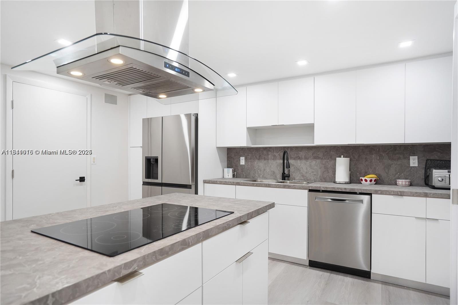 BAL HARBOUR 101 CONDO - Residential