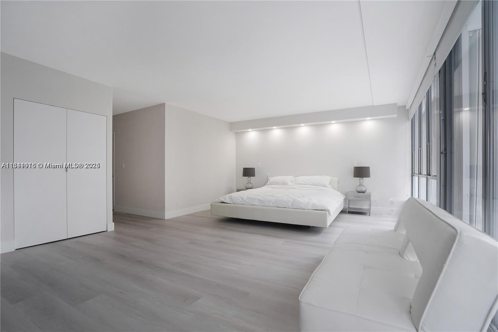 BAL HARBOUR 101 CONDO - Residential