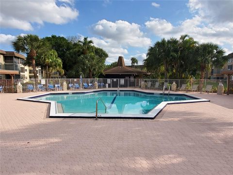 A home in Lauderdale Lakes