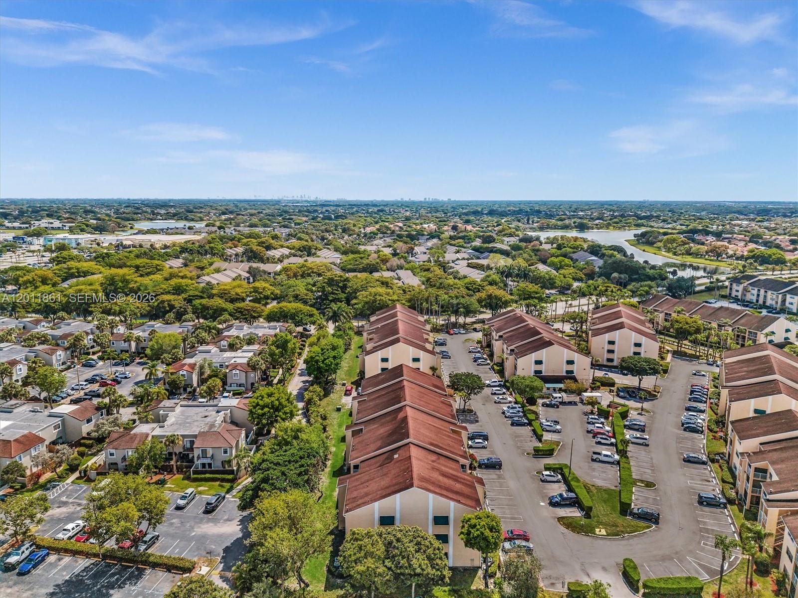 HAMMOCKS TRAILS CONDO - Residential