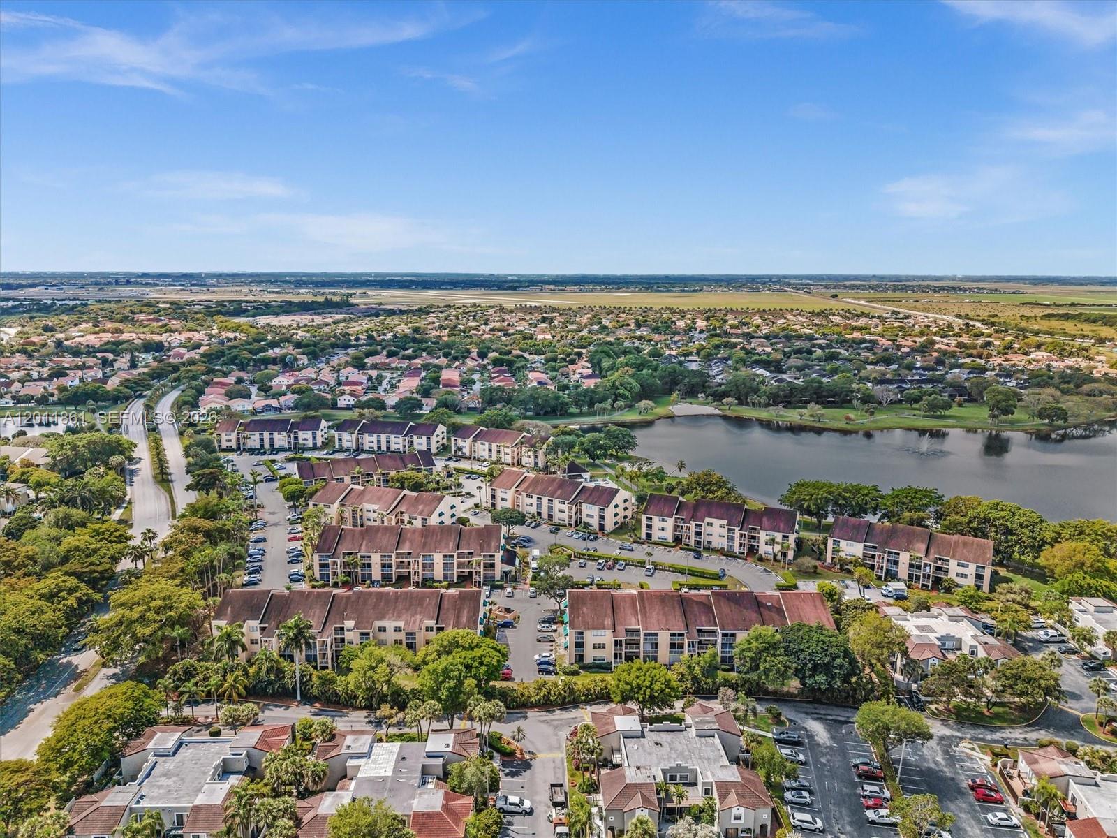 HAMMOCKS TRAILS CONDO - Residential