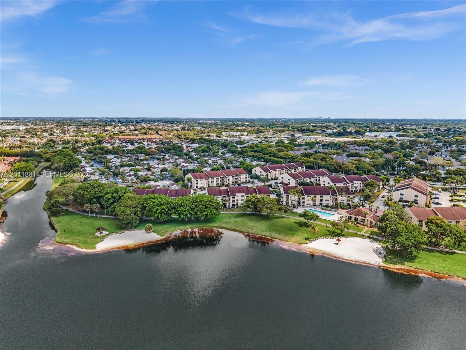 HAMMOCKS TRAILS CONDO - Residential