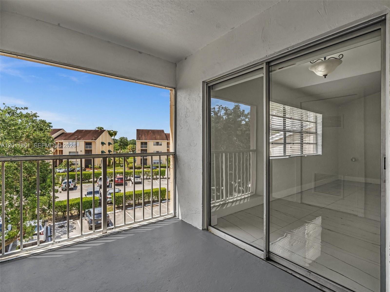 HAMMOCKS TRAILS CONDO - Residential
