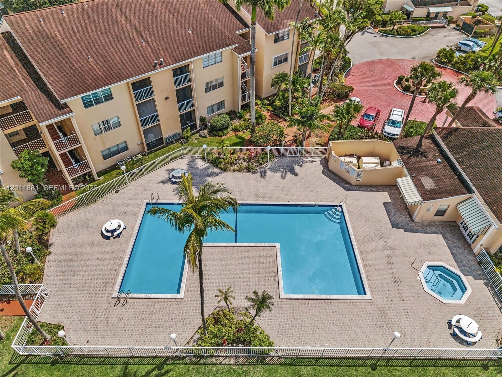 HAMMOCKS TRAILS CONDO - Residential