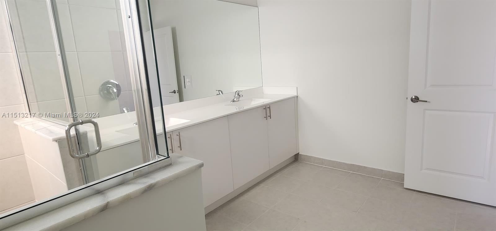SIENA RESERVE - Residential Lease