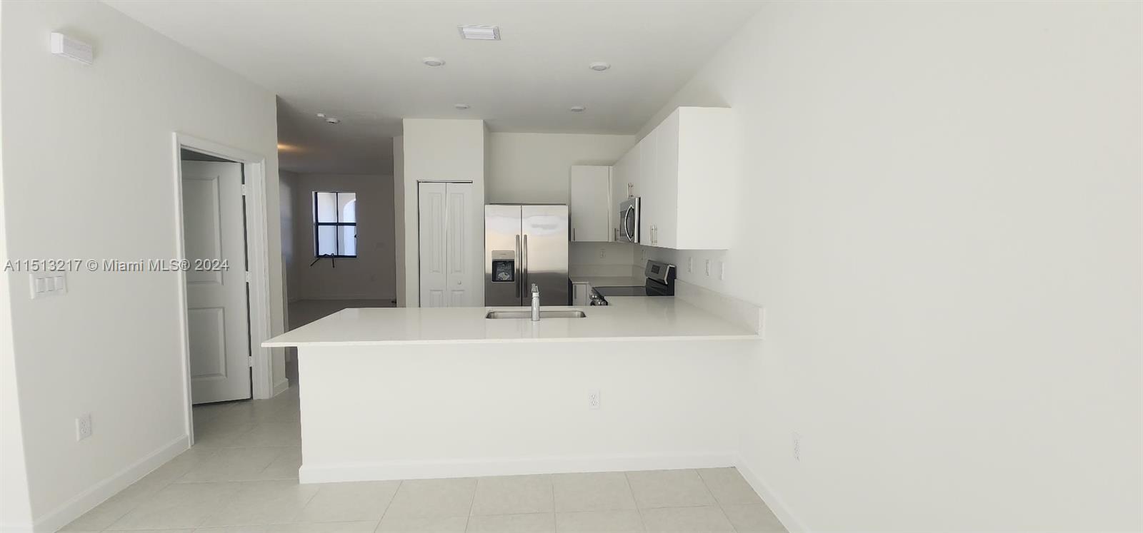 SIENA RESERVE - Residential Lease