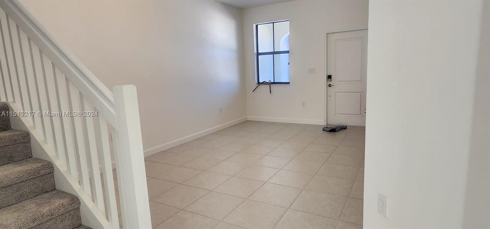SIENA RESERVE - Residential Lease