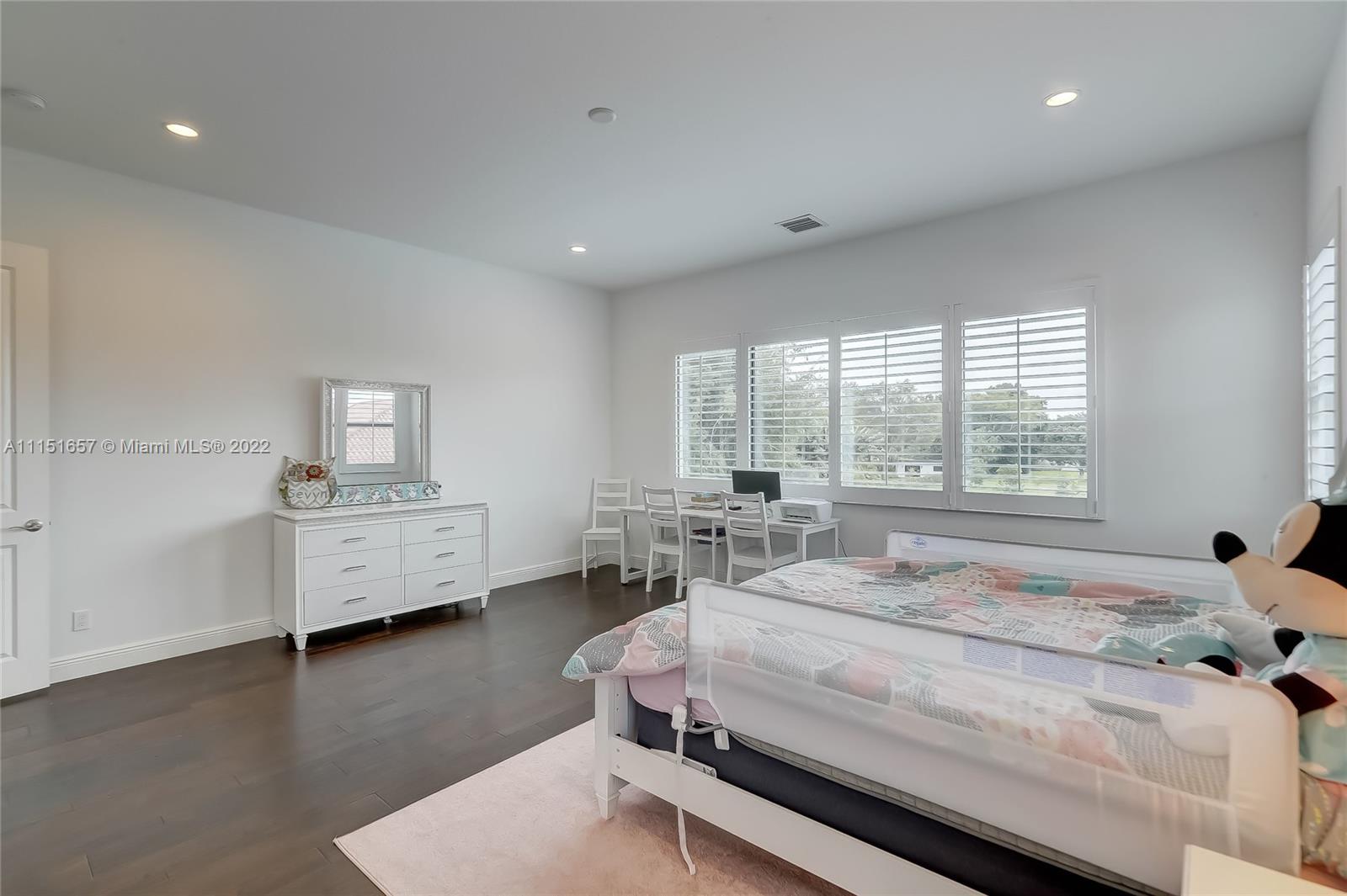 BELLA ACRE ESTATES - Residential