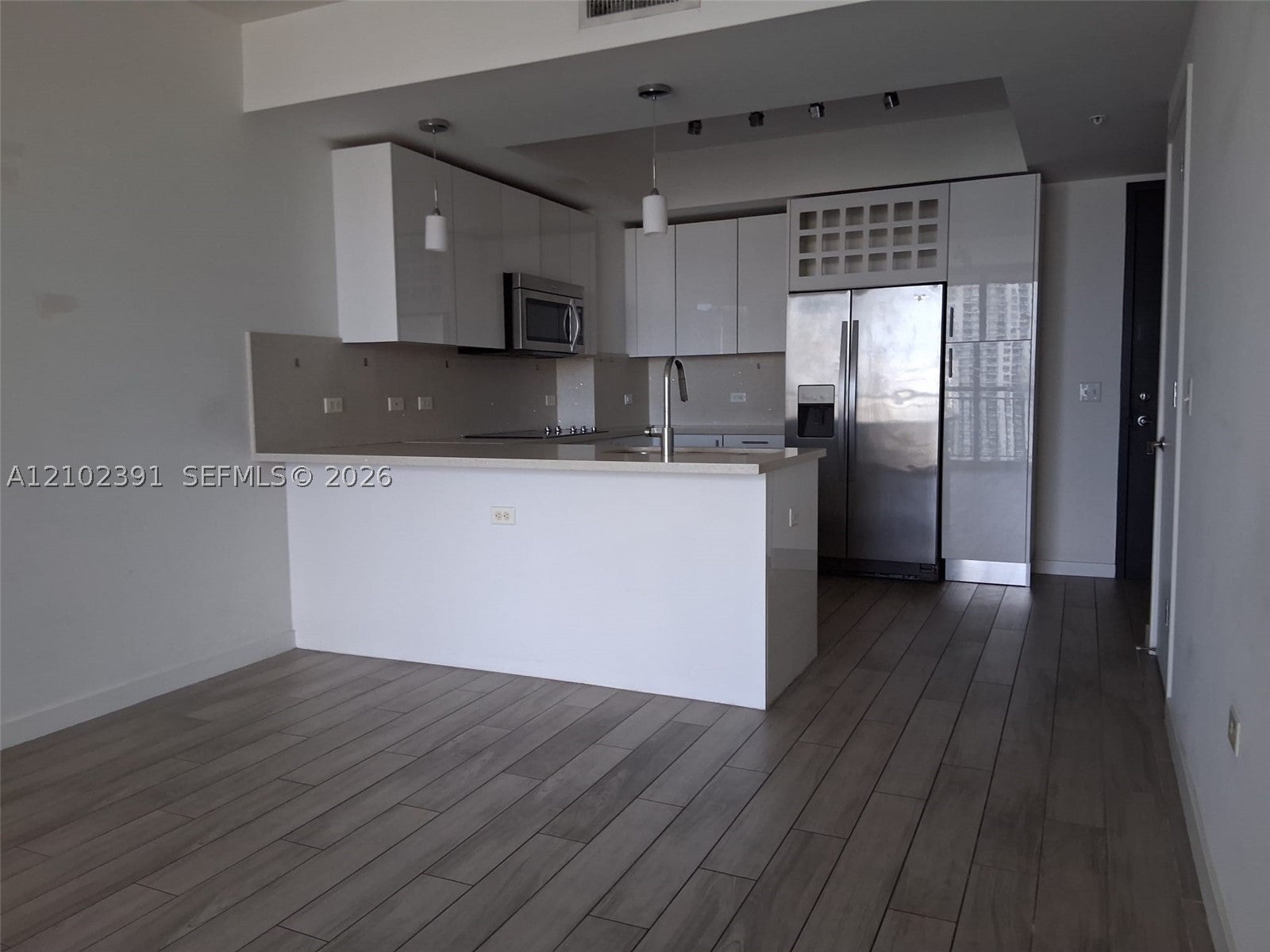 999 SW 1st Ave 2410