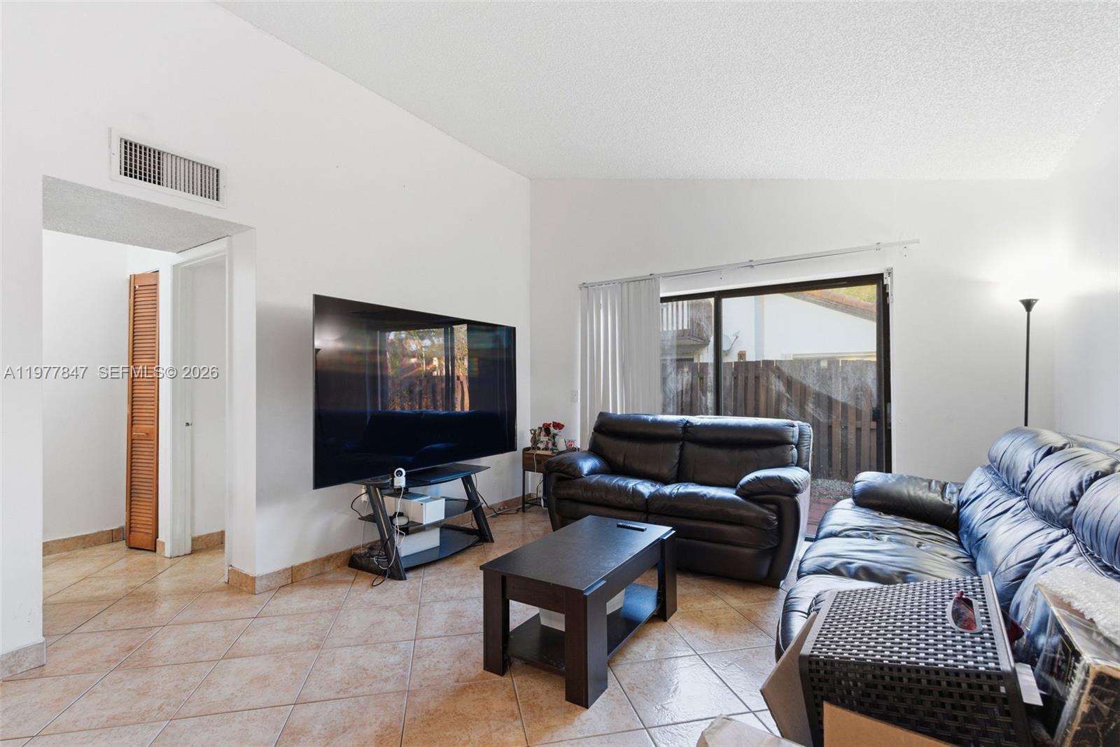 CROSSINGS VILLAGE HOMES C - Residential