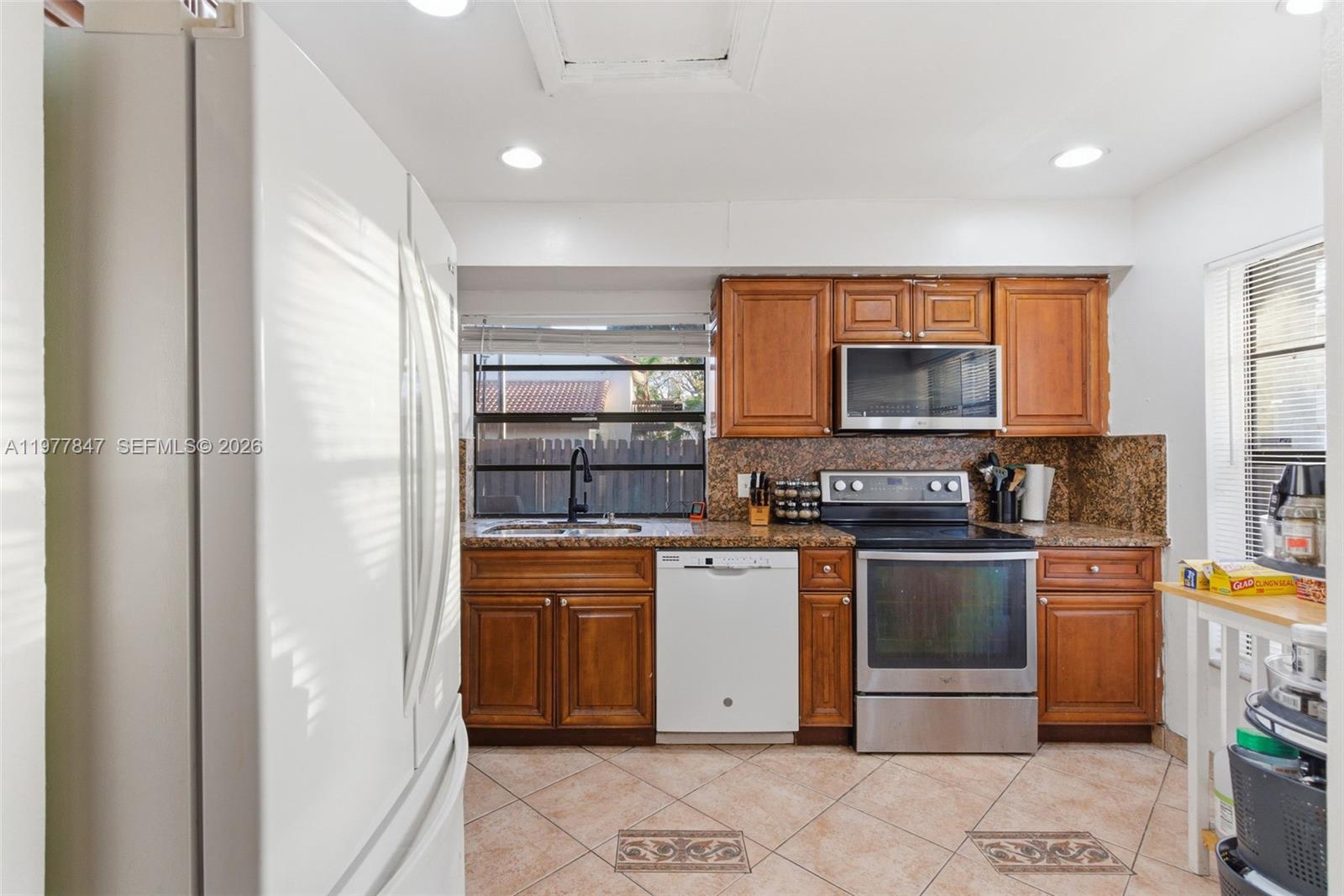 CROSSINGS VILLAGE HOMES C - Residential