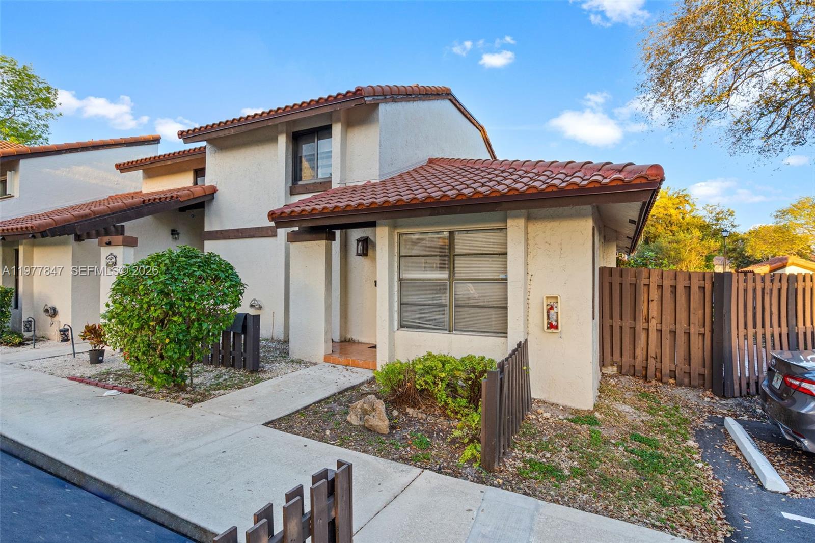 CROSSINGS VILLAGE HOMES C - Residential