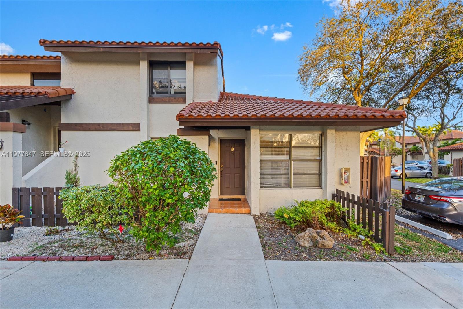 CROSSINGS VILLAGE HOMES C - Residential