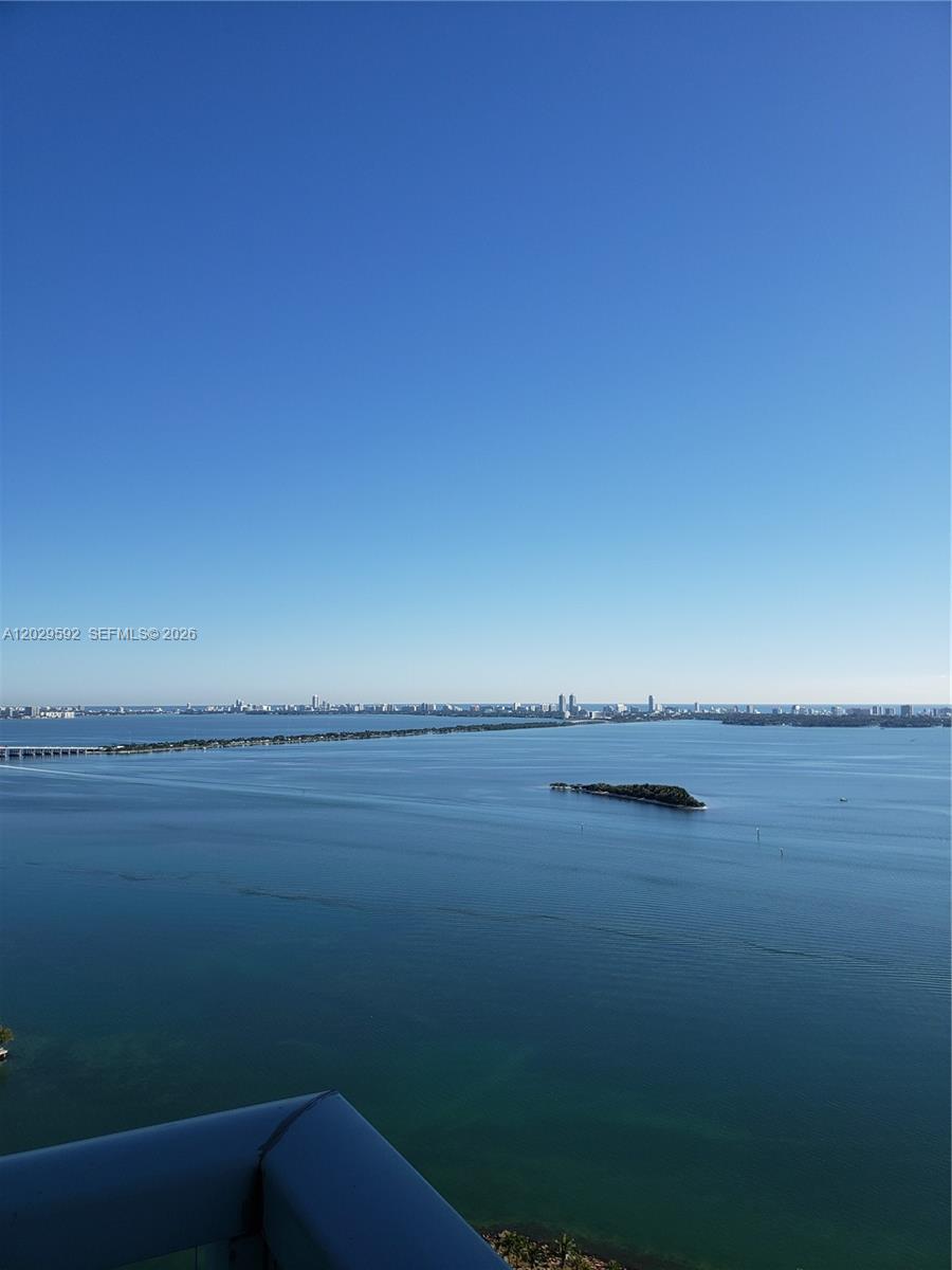 QUANTUM ON THE BAY CONDO - Residential
