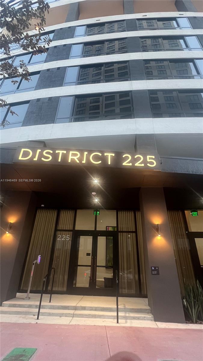 District 225 - Residential