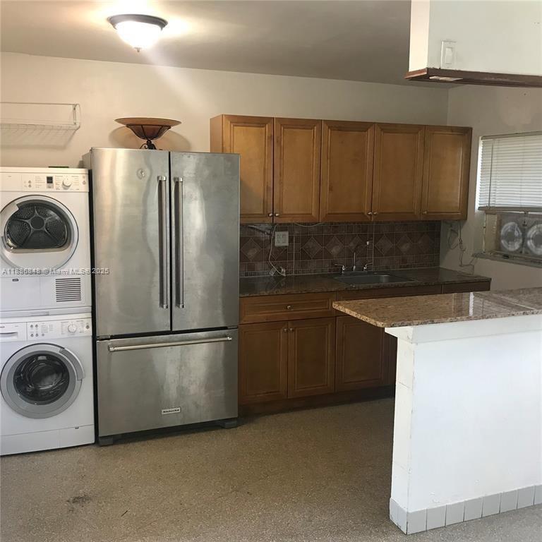 Oakland Park 2-38 B - Residential Income