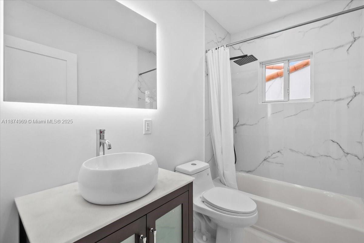 WEST END PARK AMD PL - Residential Income