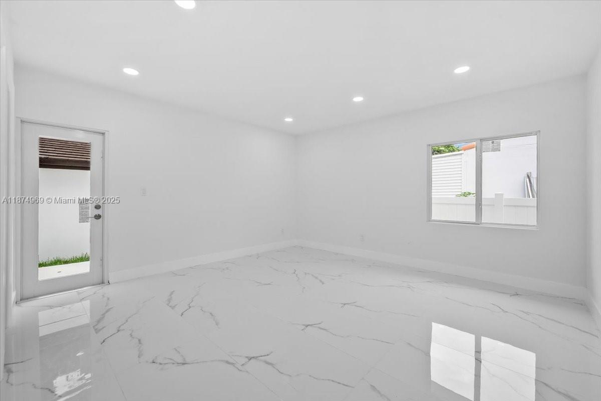 WEST END PARK AMD PL - Residential Income