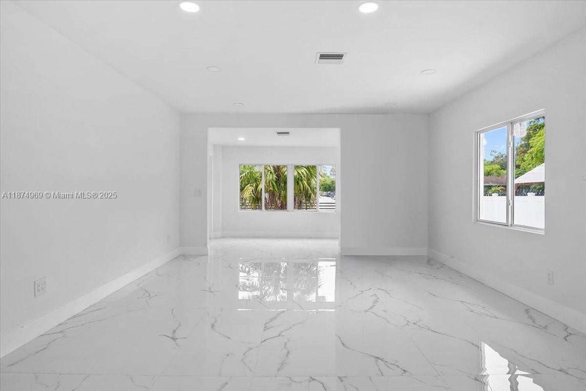 WEST END PARK AMD PL - Residential Income