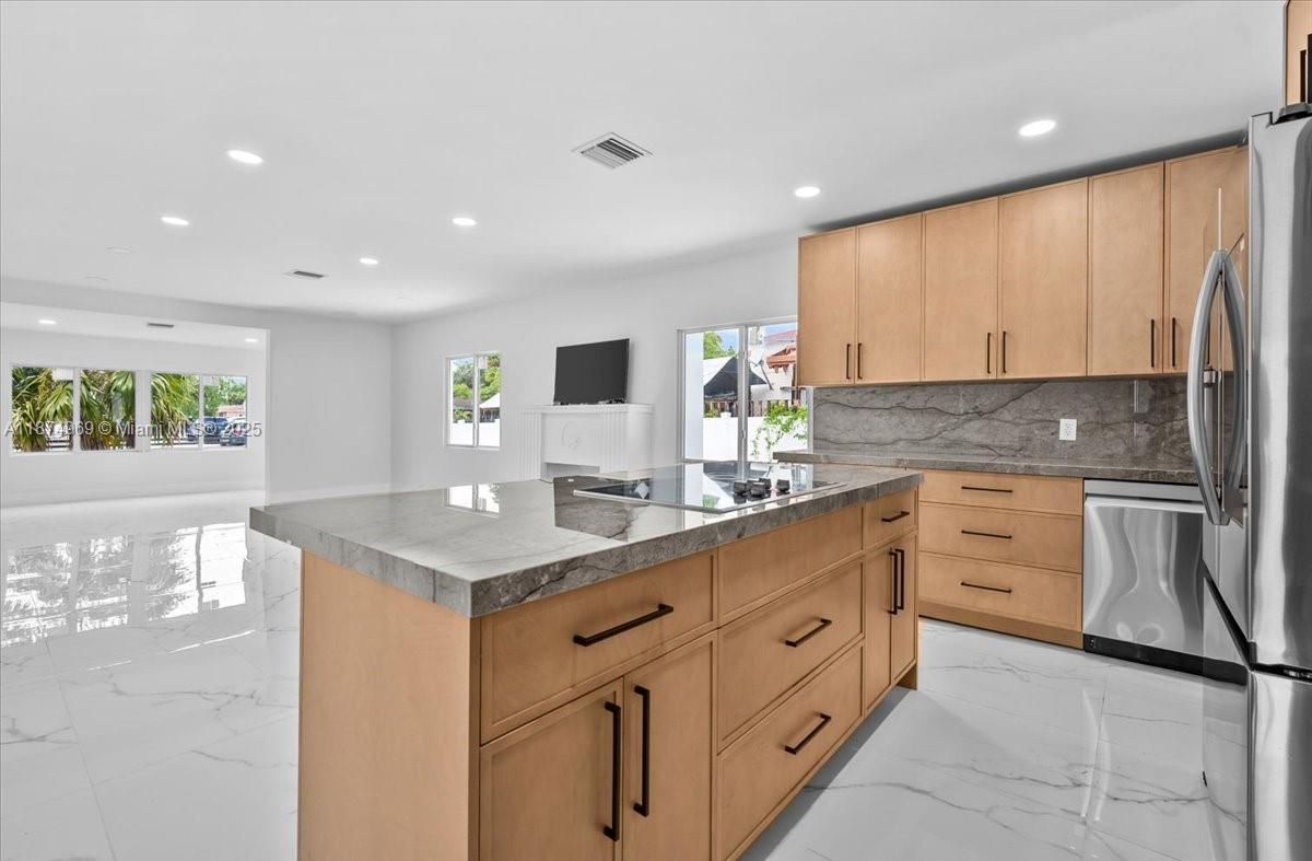 WEST END PARK AMD PL - Residential Income