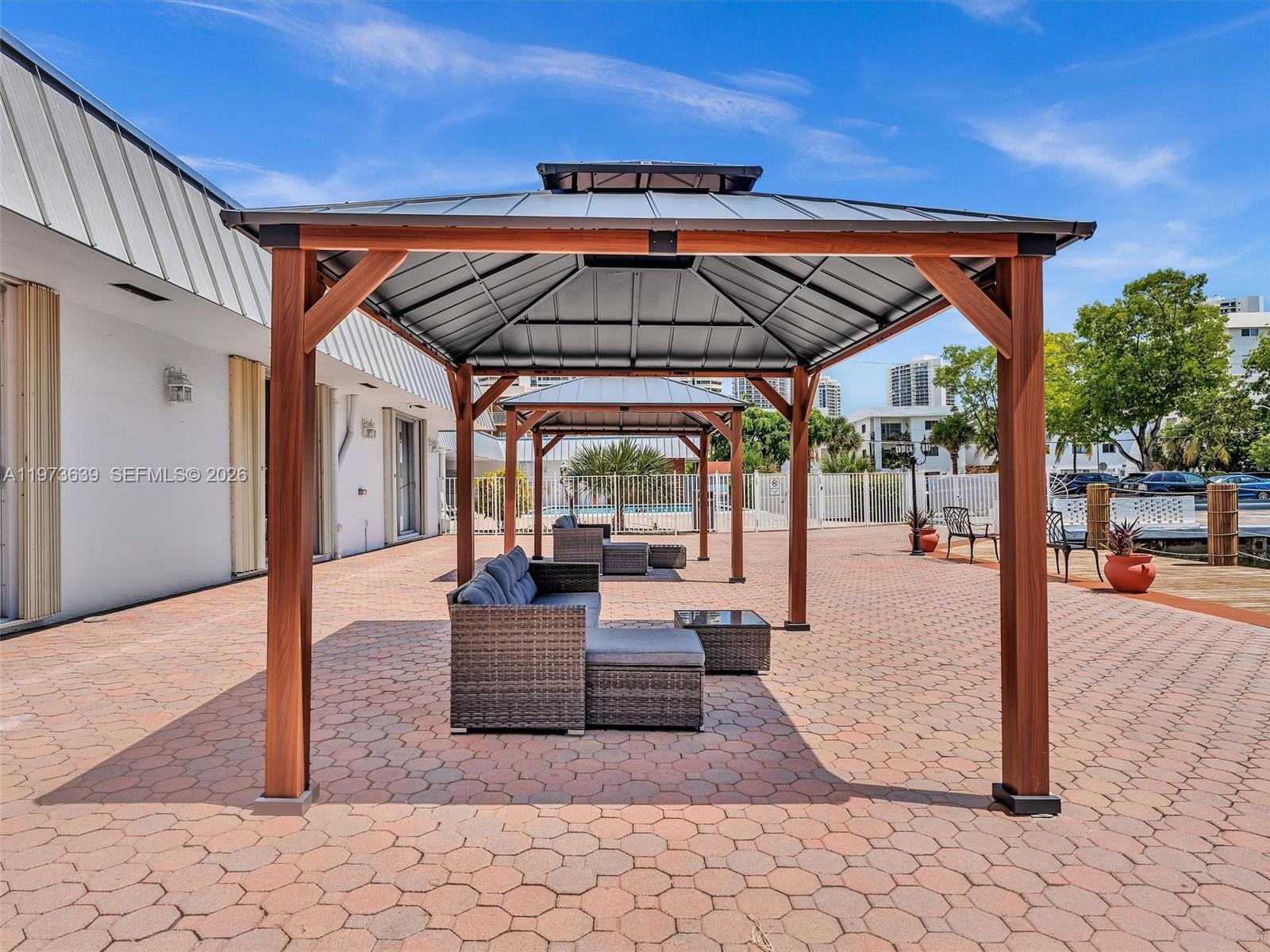 EDEN ISLES CONDO # 4 - Residential