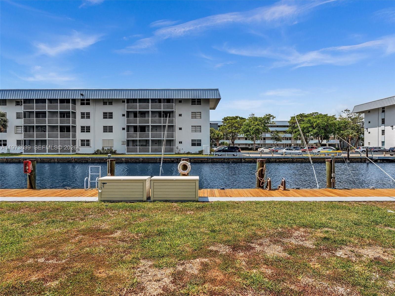 EDEN ISLES CONDO # 4 - Residential