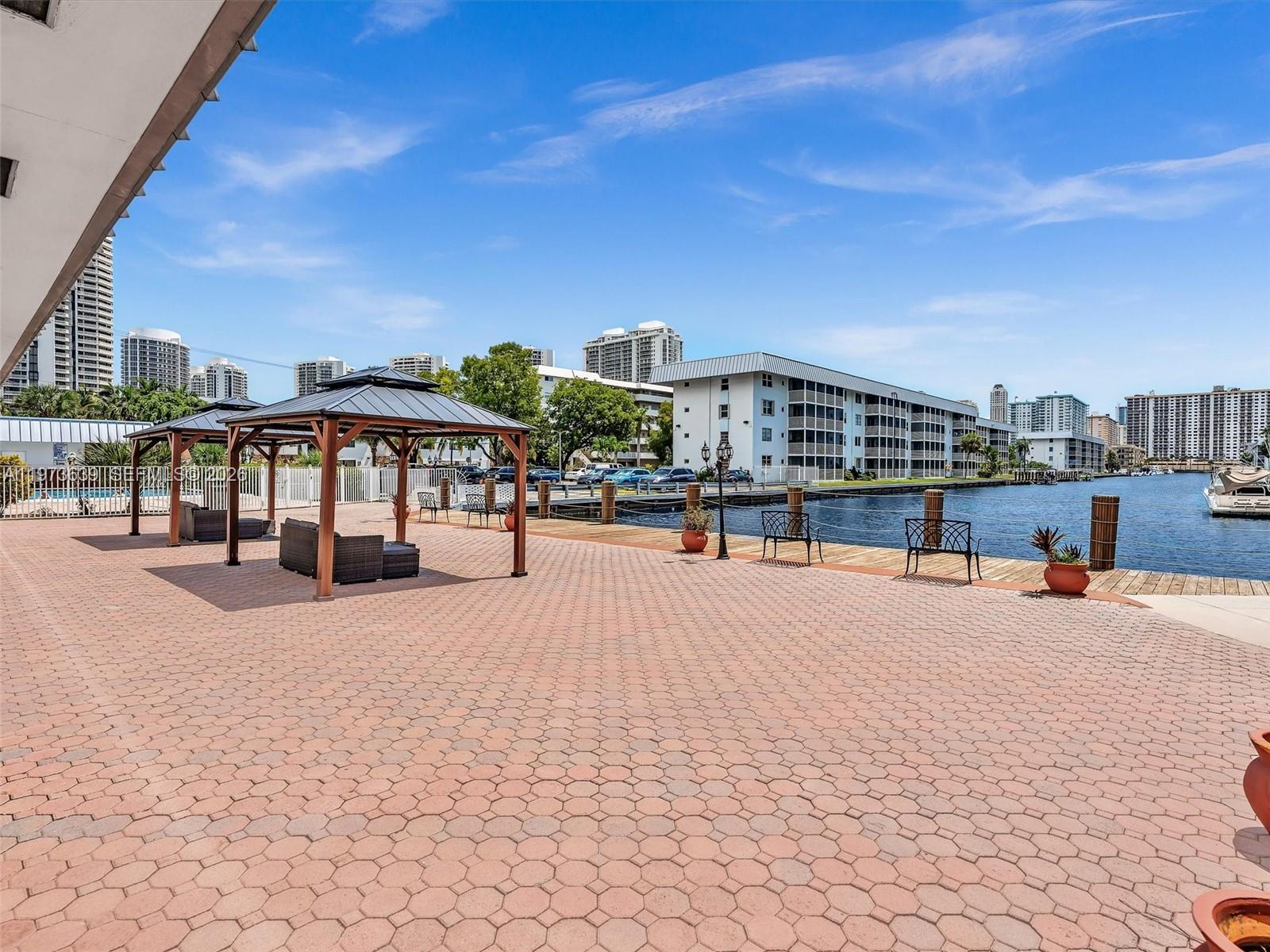 EDEN ISLES CONDO # 4 - Residential