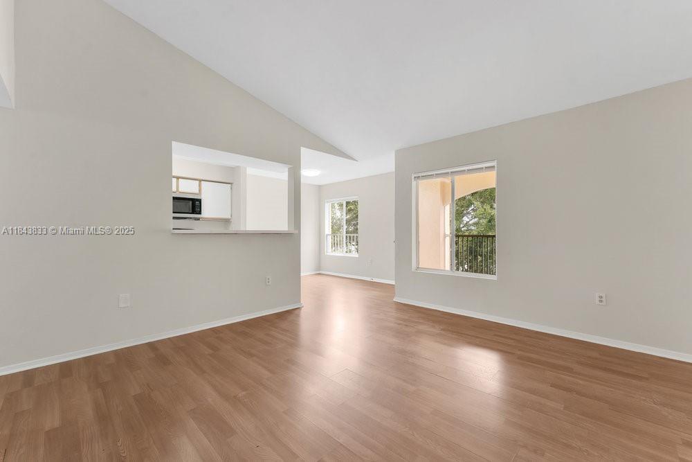 SAILBOAT POINTE CONDO - Residential