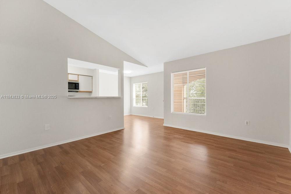 2321 NW 33rd St 215