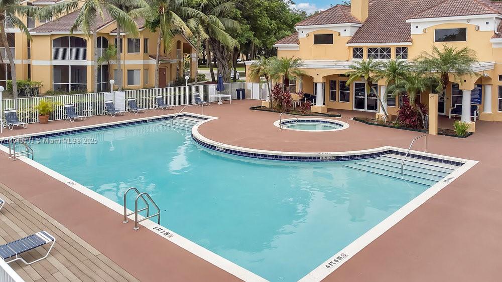 SAILBOAT POINTE CONDO - Residential