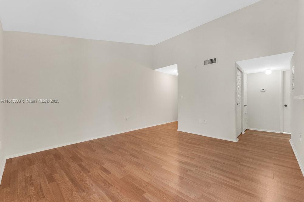 2321 NW 33rd St 215