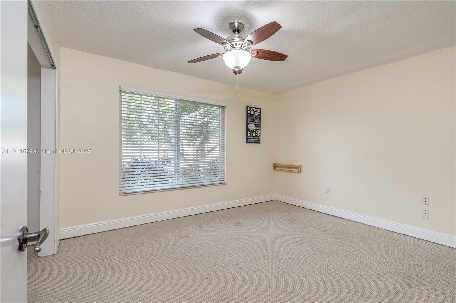 SUNRISE GOLF VILLAGE - Residential