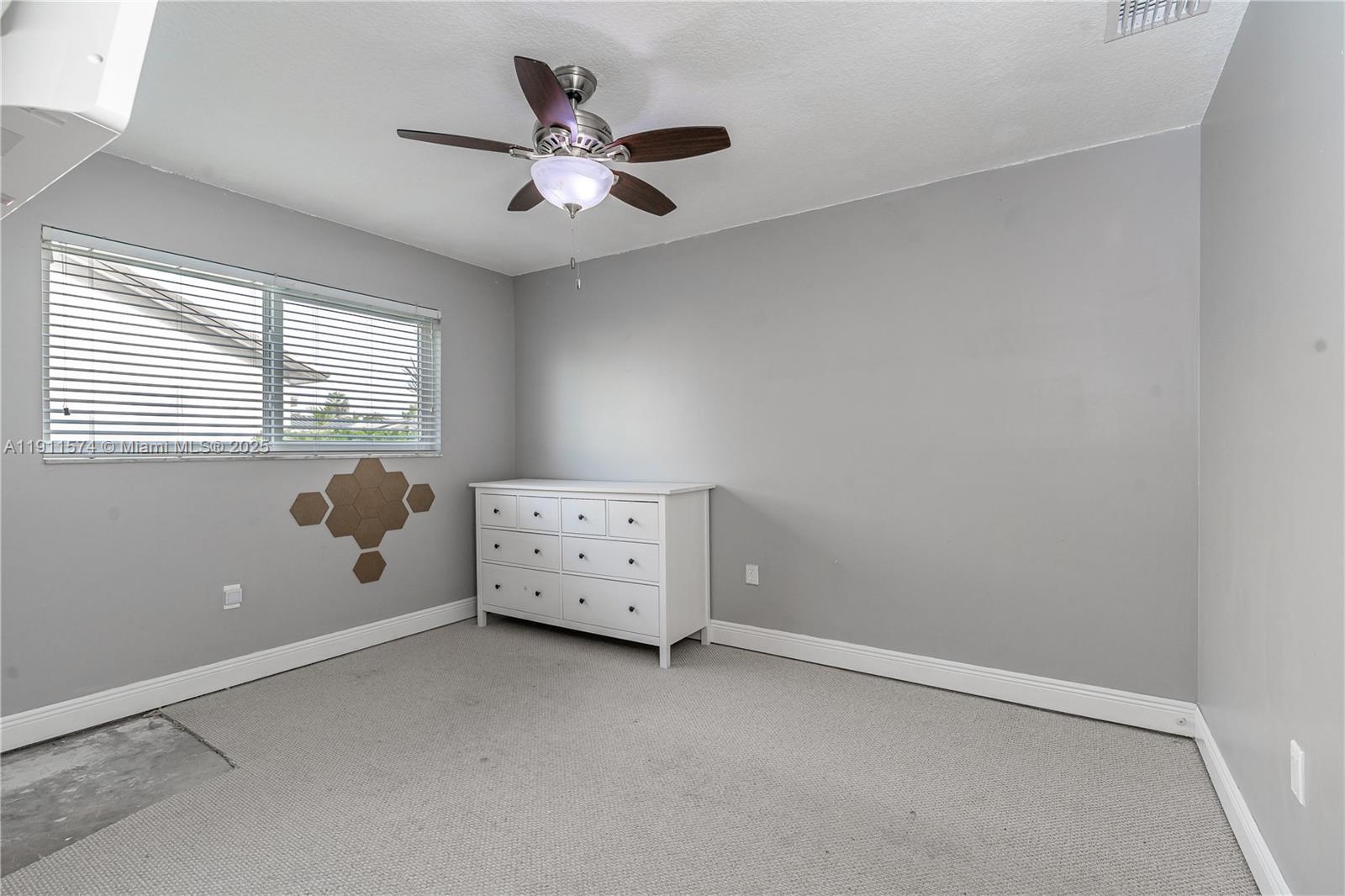 SUNRISE GOLF VILLAGE - Residential