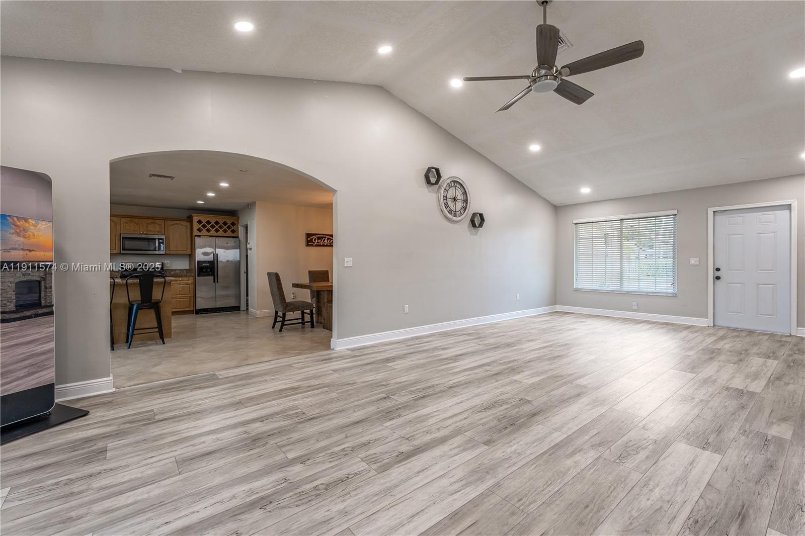 SUNRISE GOLF VILLAGE - Residential