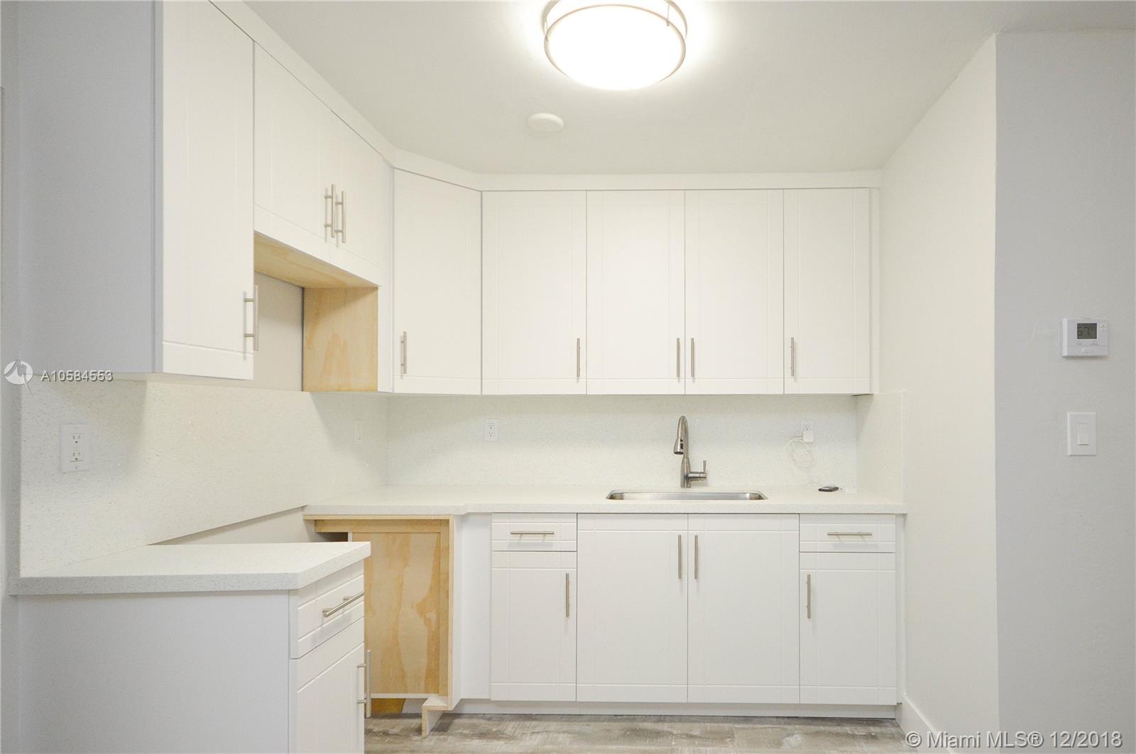 HOLLYWOOD BEACH GARDENS 1 - Residential