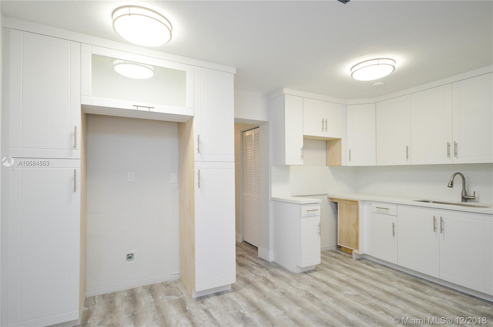 HOLLYWOOD BEACH GARDENS 1 - Residential