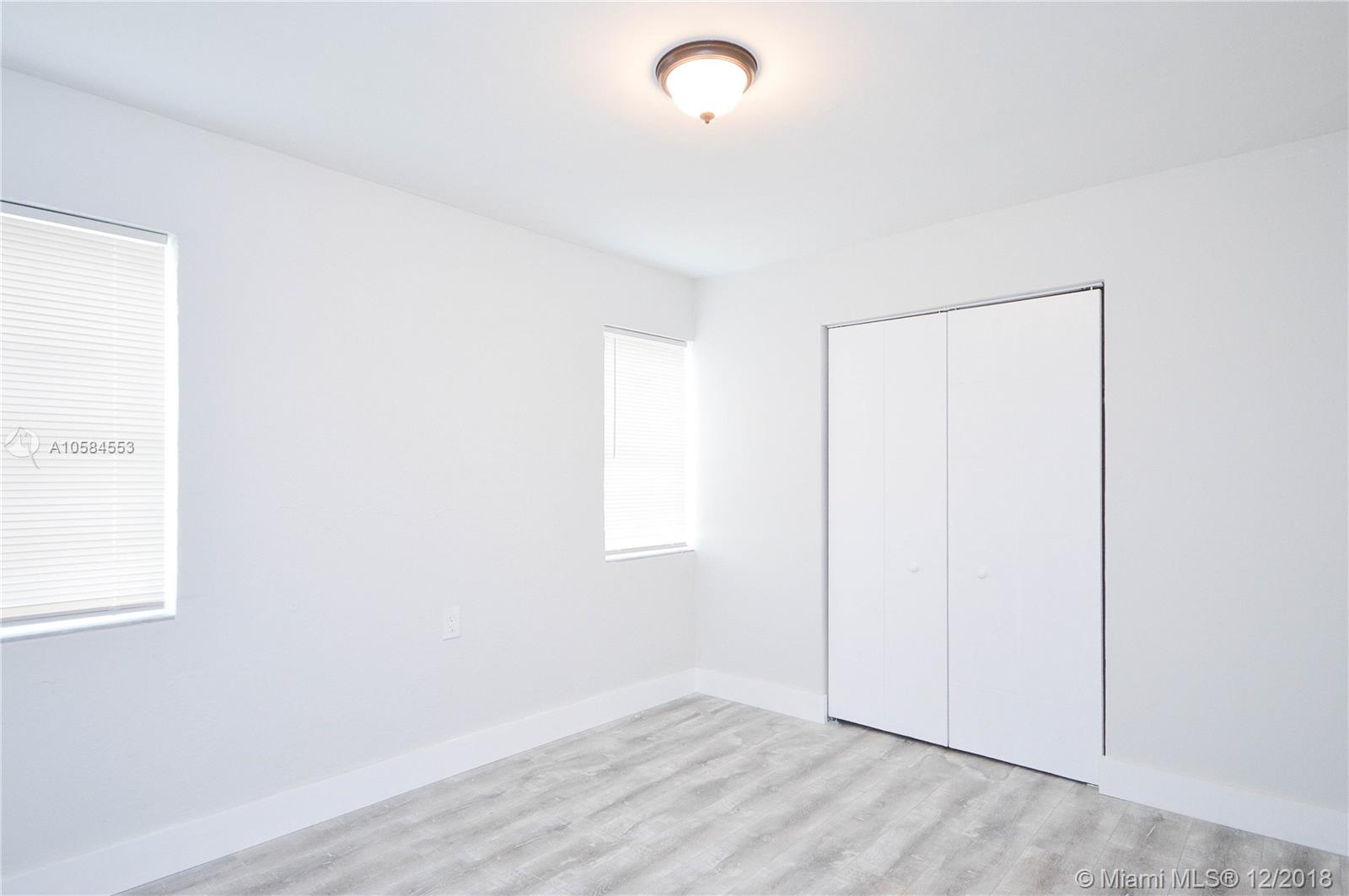 HOLLYWOOD BEACH GARDENS 1 - Residential