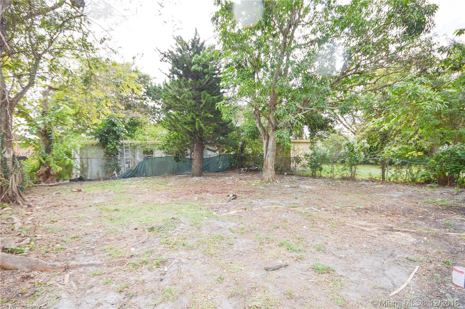 HOLLYWOOD BEACH GARDENS 1 - Residential