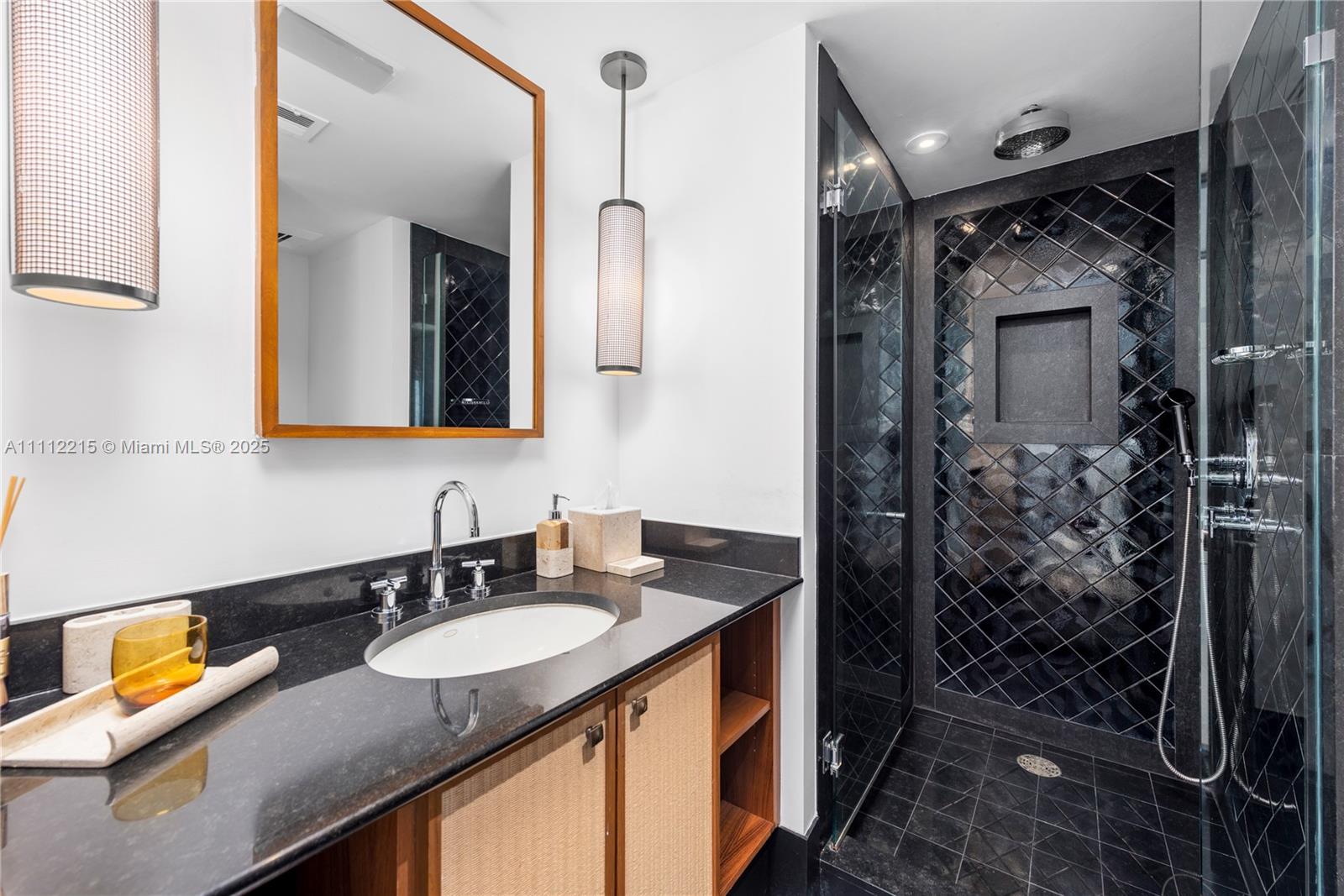 SETAI RESORT & RESIDENCES - Residential Lease