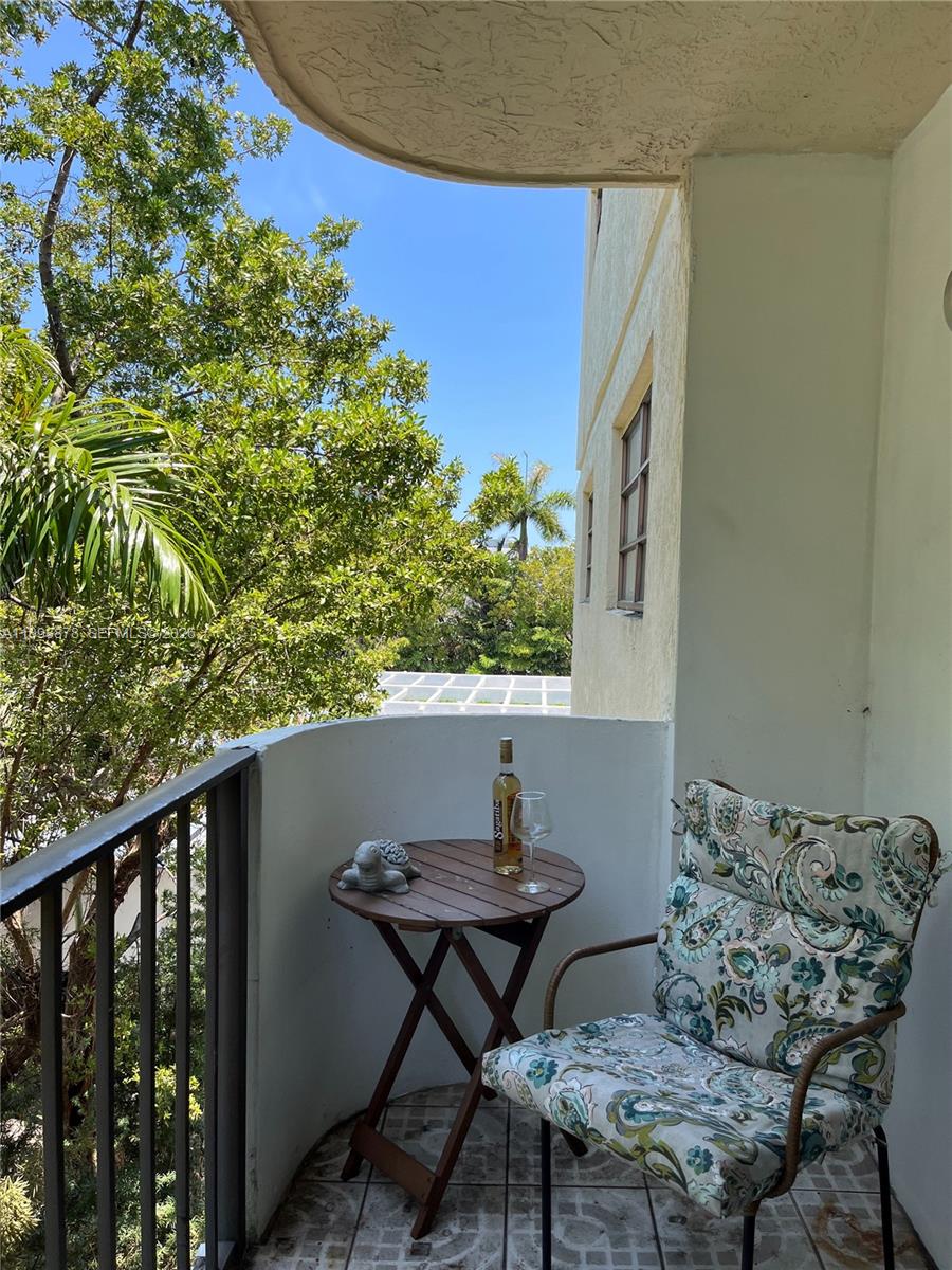 BAYVIEW GARDENS CONDO - Residential