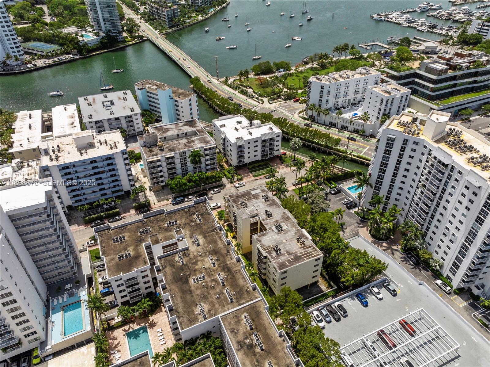 BAYVIEW GARDENS CONDO - Residential