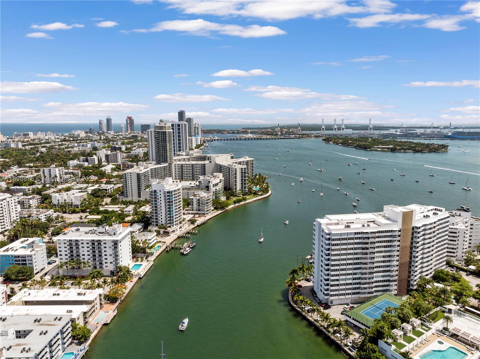 BAYVIEW GARDENS CONDO - Residential