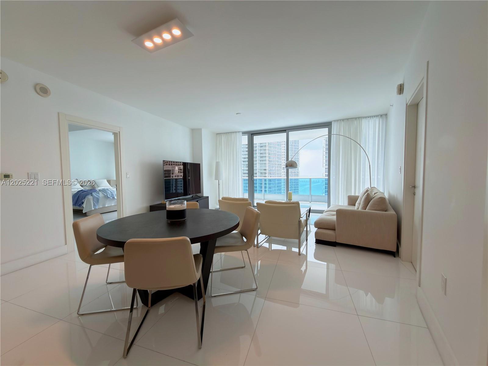 200 Biscayne Boulevard Way 4104