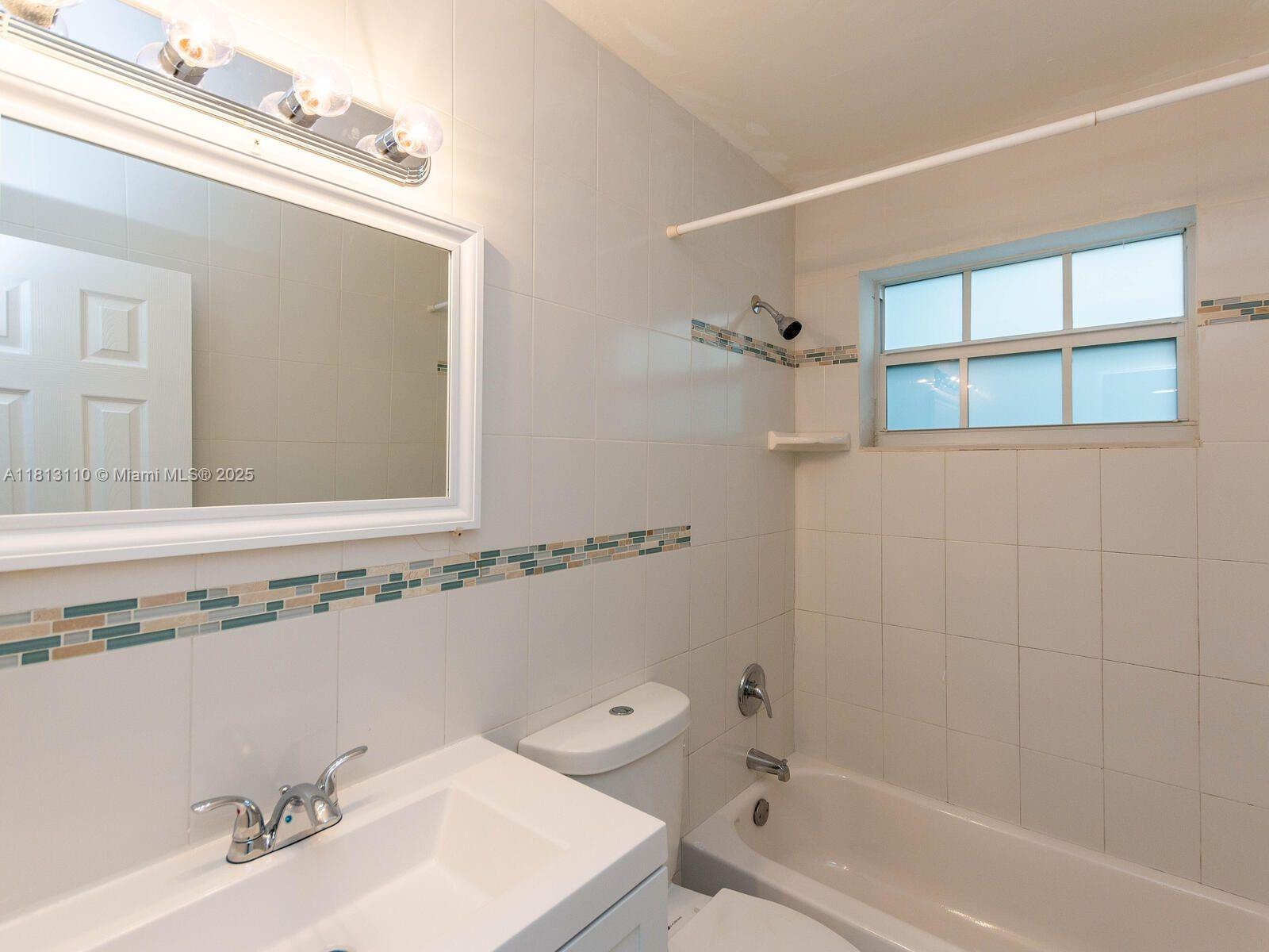 BOULEVARD HEIGHTS SEC TEN - Residential Lease