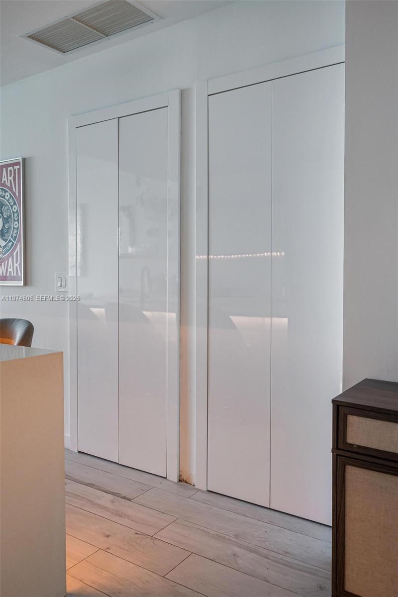 GRAN PARAISO CONDO - Residential Lease