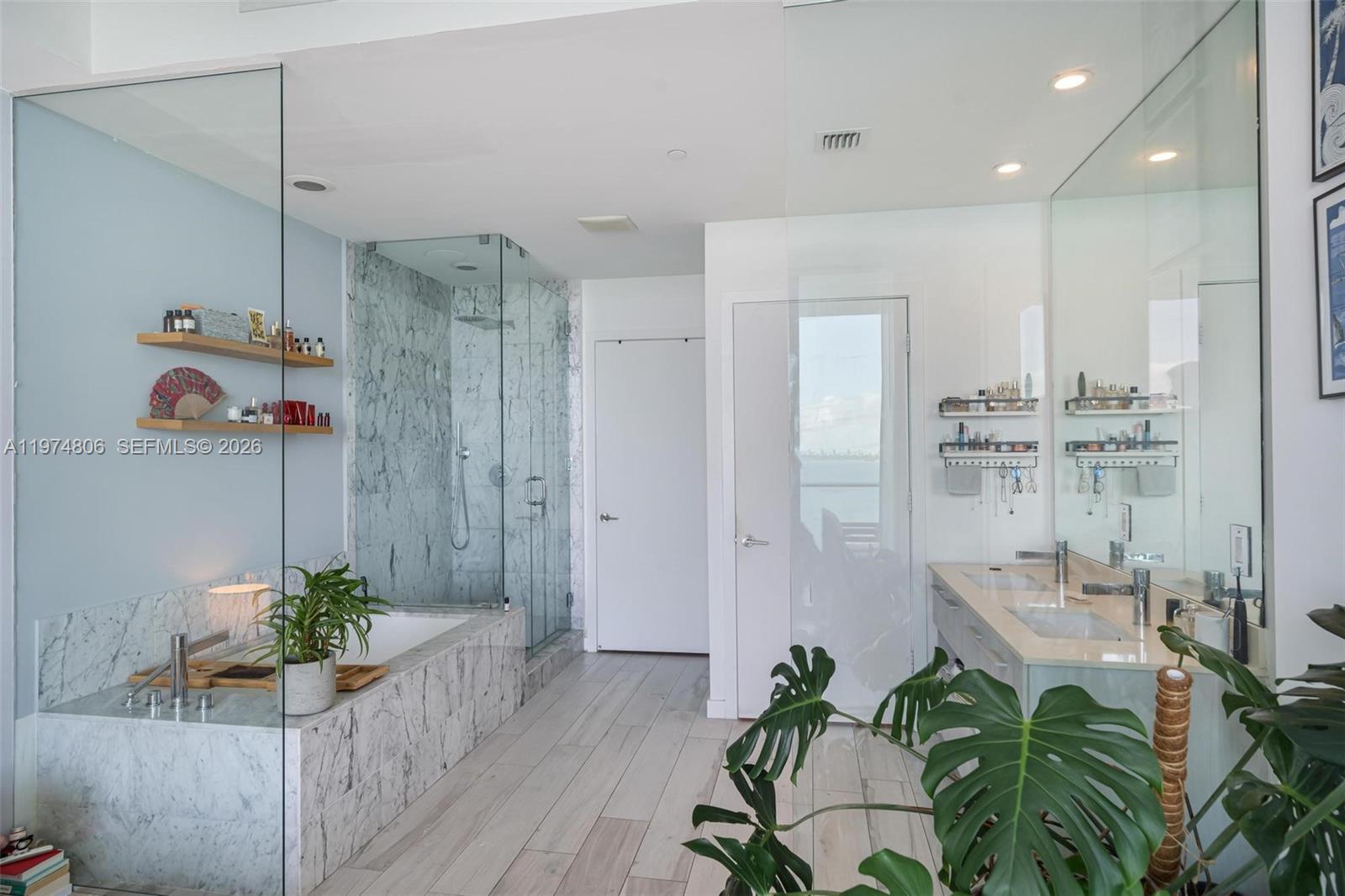 GRAN PARAISO CONDO - Residential Lease