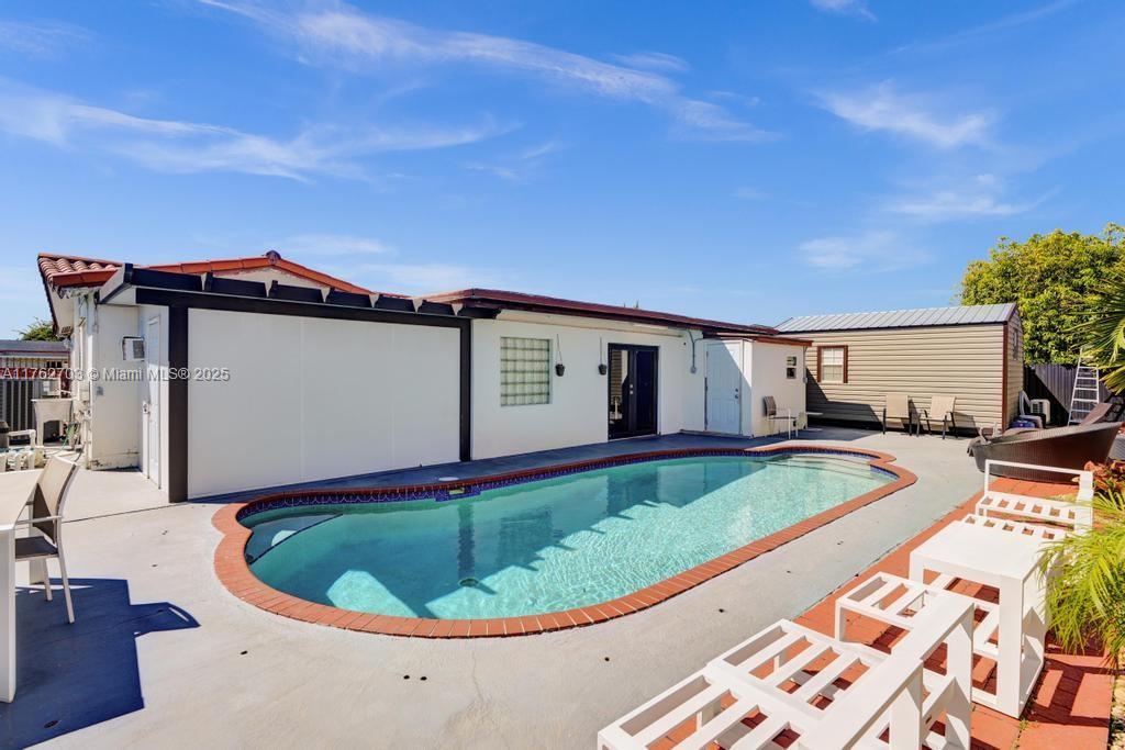 SOUTHERN ESTATES 13TH ADD - Residential
