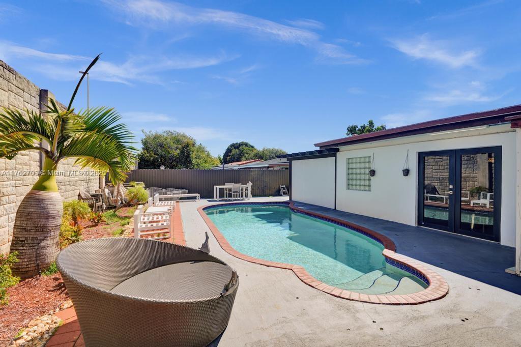 SOUTHERN ESTATES 13TH ADD - Residential