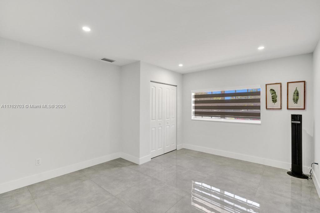 SOUTHERN ESTATES 13TH ADD - Residential